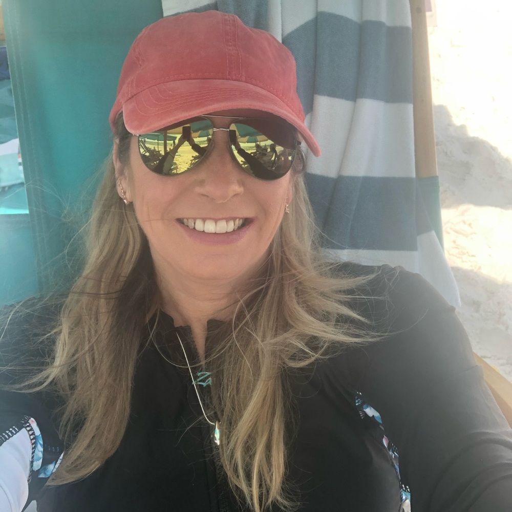 Meet your Posher, Leigh